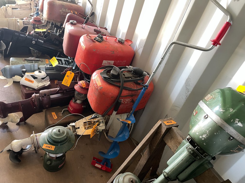 Vintage Johnson Boat Motor and More (Neenah, WI)