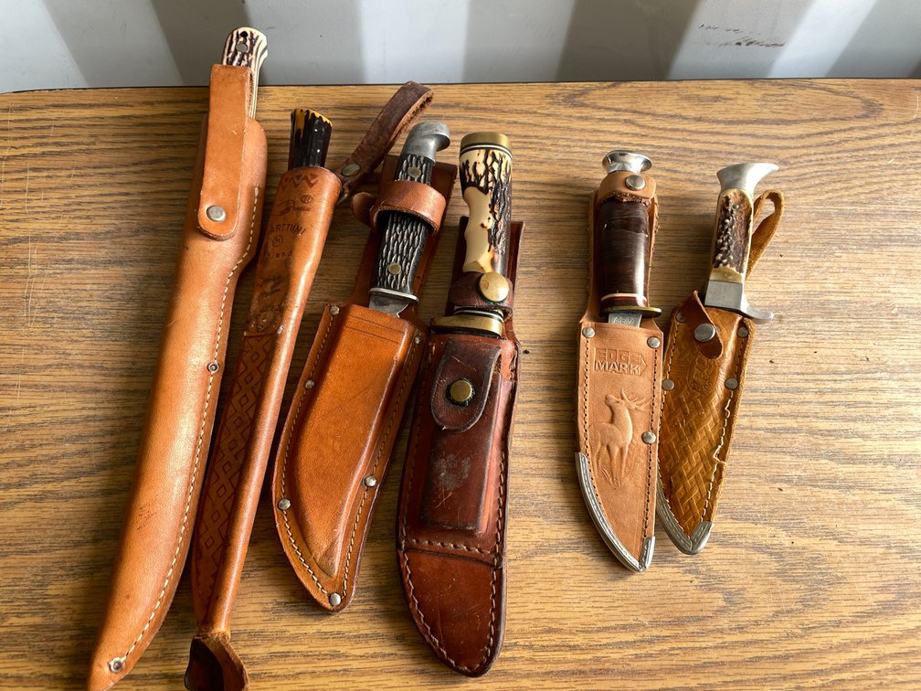 (6) Knives (Neenah, WI)