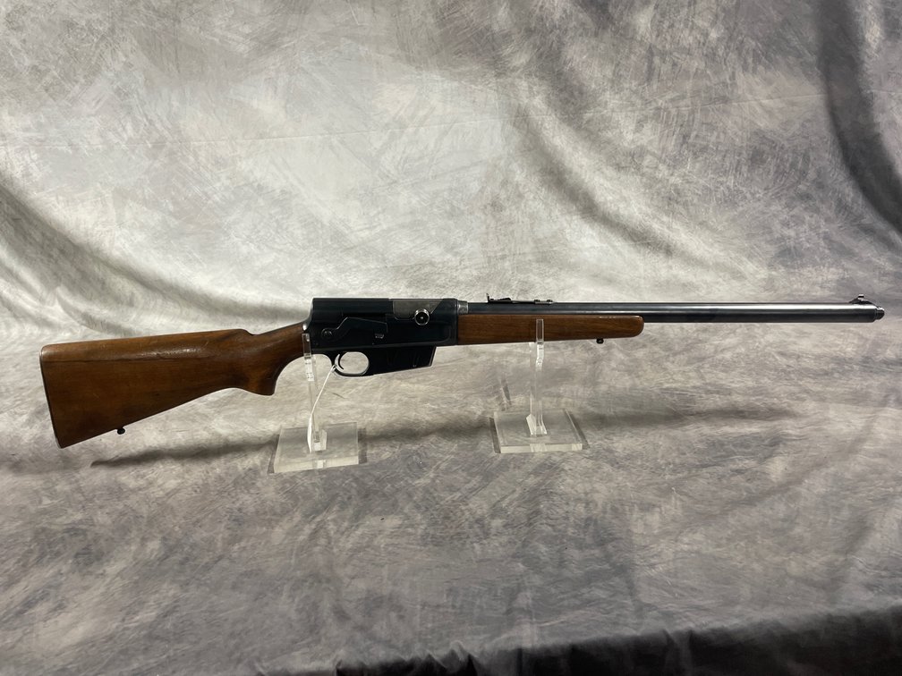 Remington 81 Rifle (Neenah, WI)
