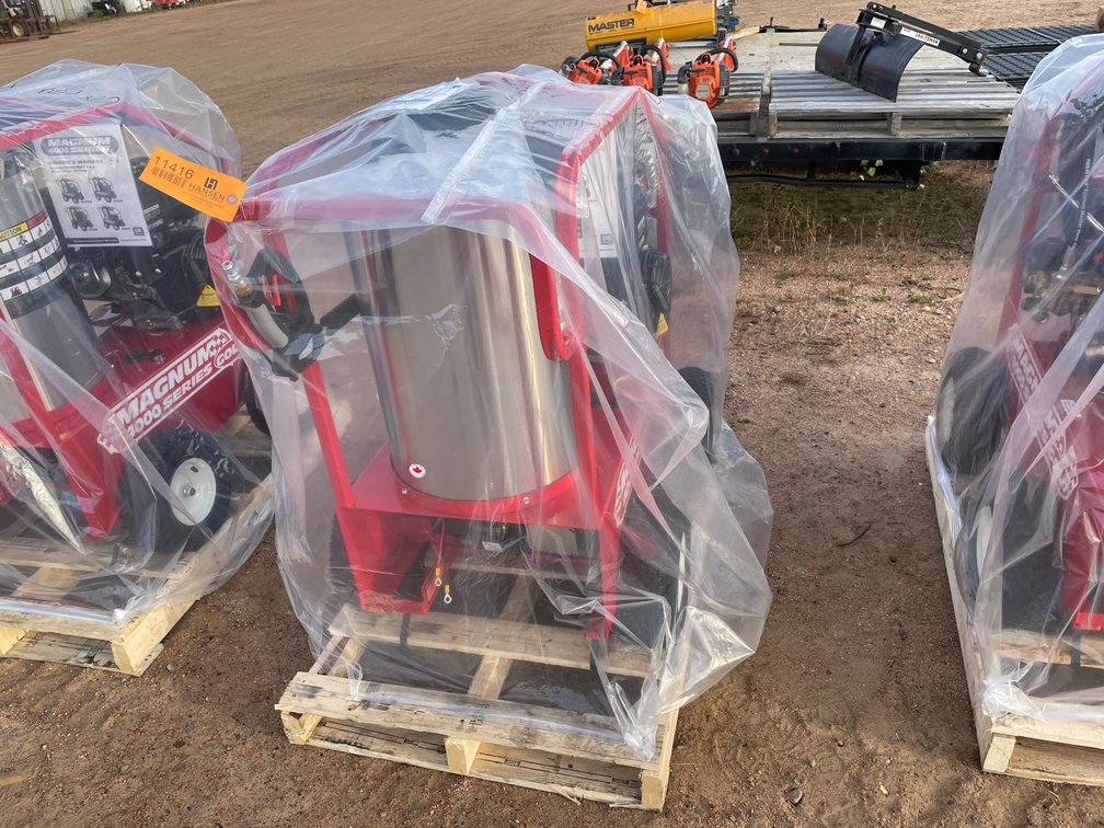 Magnum 4000 Series Gold Hot or Cold Pressure Washer