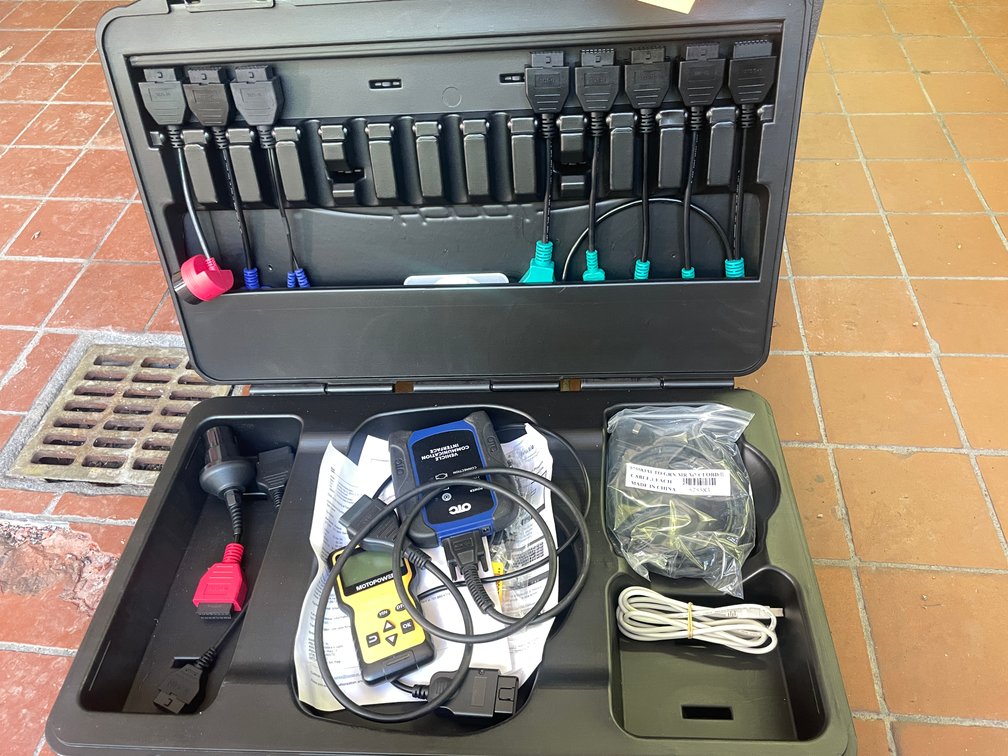 OTC Genisys Touch System and Motopower Code Reader