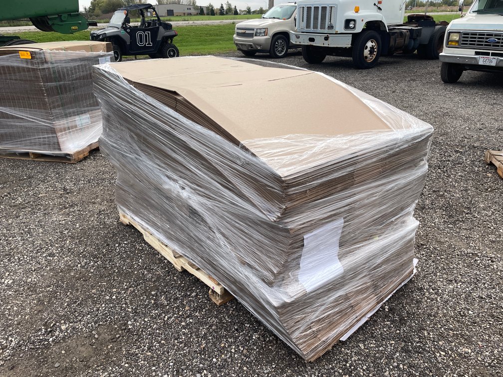 Pallet of Foldable Cardboard Boxes
