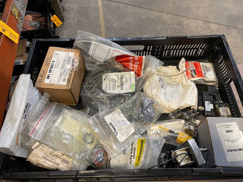 Industrial Parts Lot (PR3)