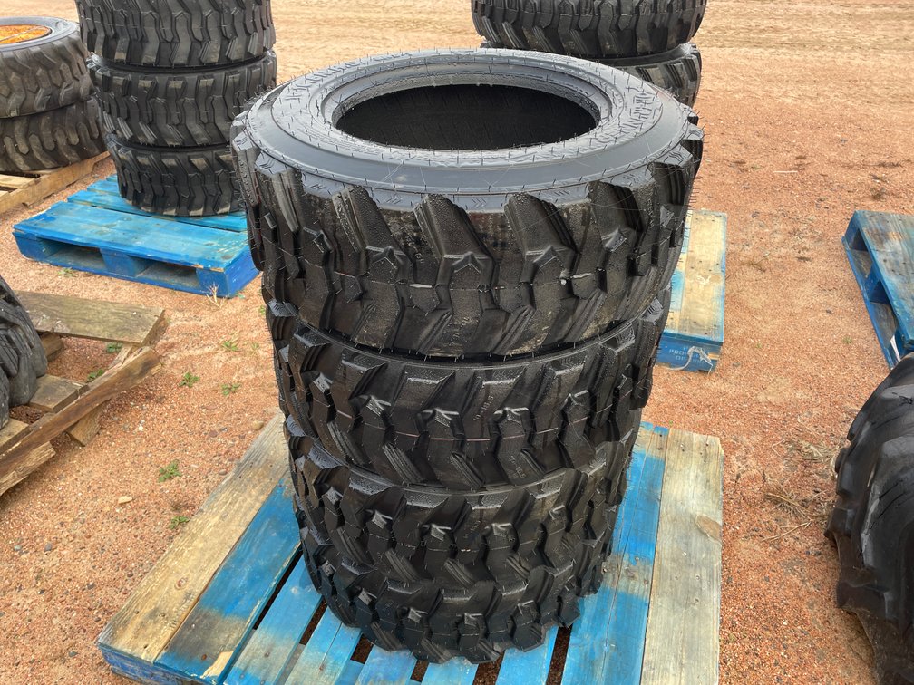 Set of (4) New 10-16.5 Skidsteer Tires