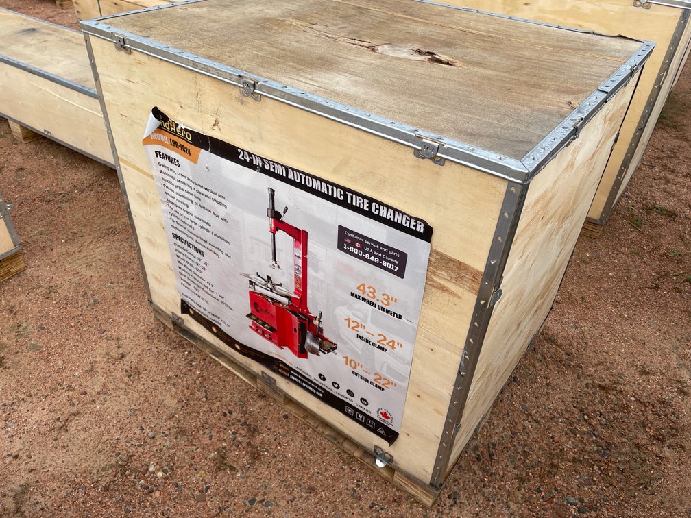 LandHonor 24" Semi Automatic Tire Changer