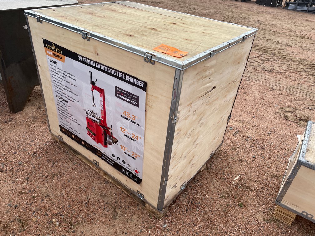 LandHonor 24" Semi Automatic Tire Changer