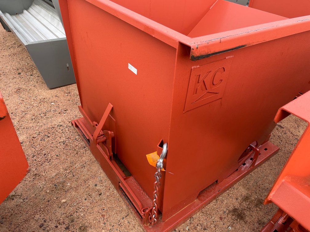 New KC 2.0 Cubic Yard Self Dumping Hopper with Fork Pockets