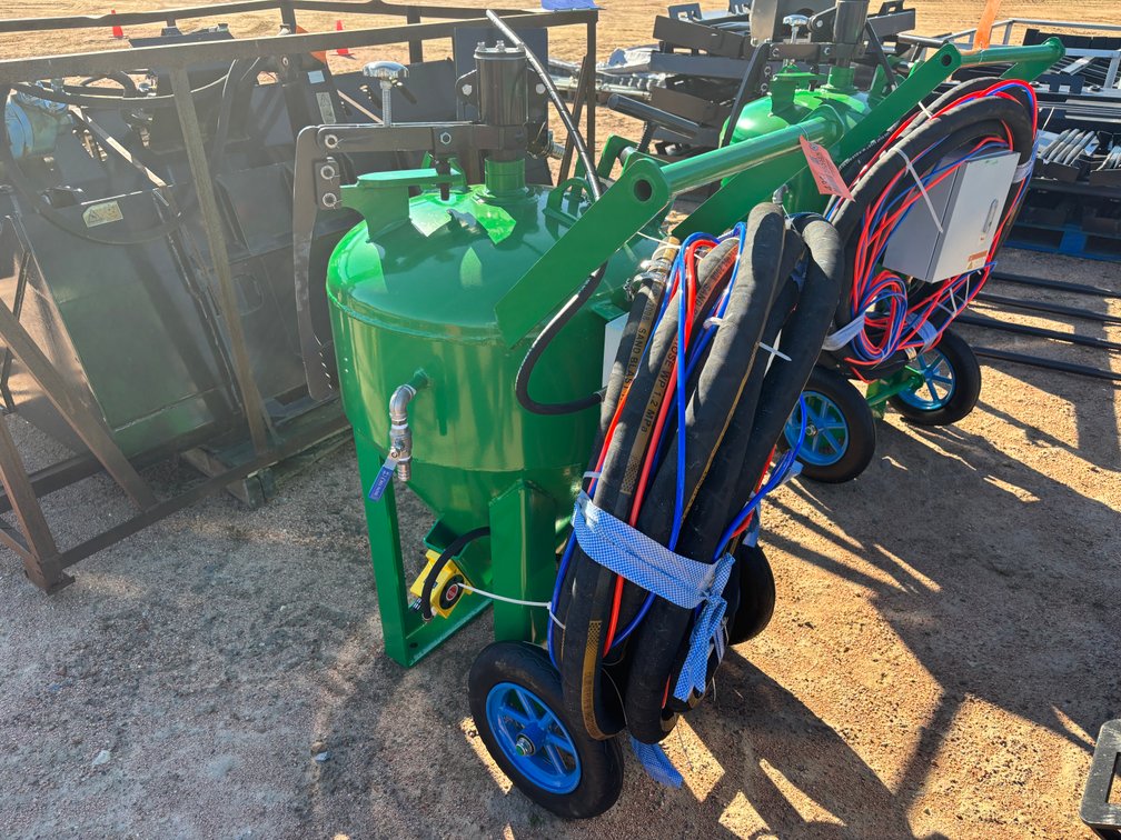 2026 DB600 Dustless Blasting Unit