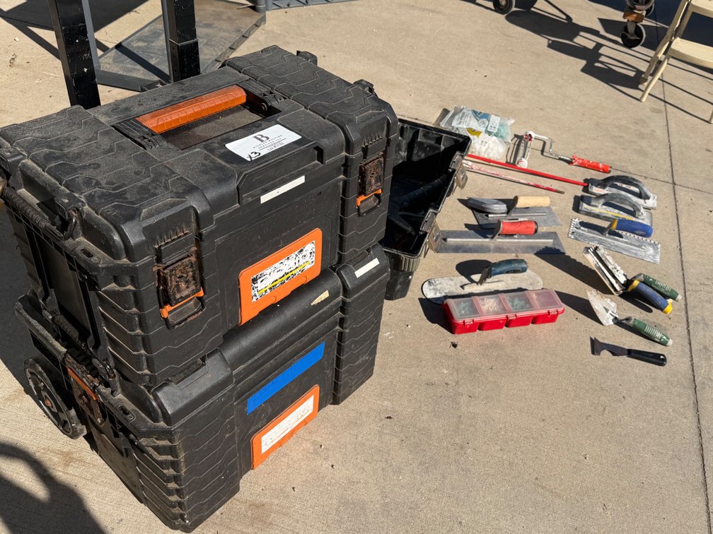 Tool Box with Tile Tools