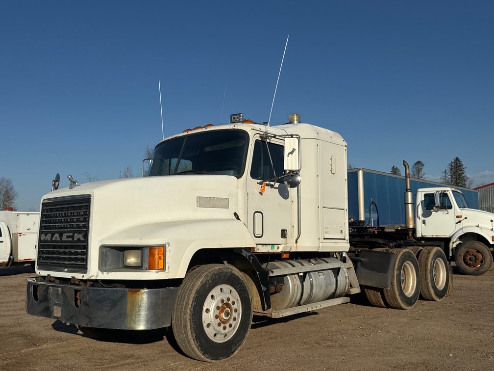 1993 Mack Conventional Sleeper Semi Tractor