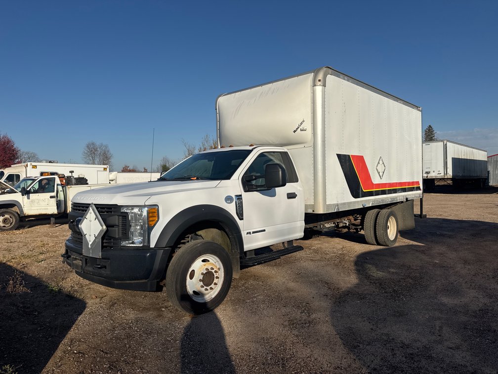 2017 Ford Super Duty XL Box Truck (WI Title In Delay)
