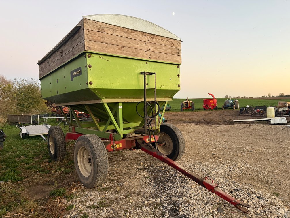 Parker 2500 Gravity Box