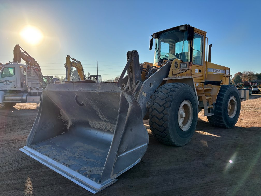 1998 Volvo L120C Wheel Loader