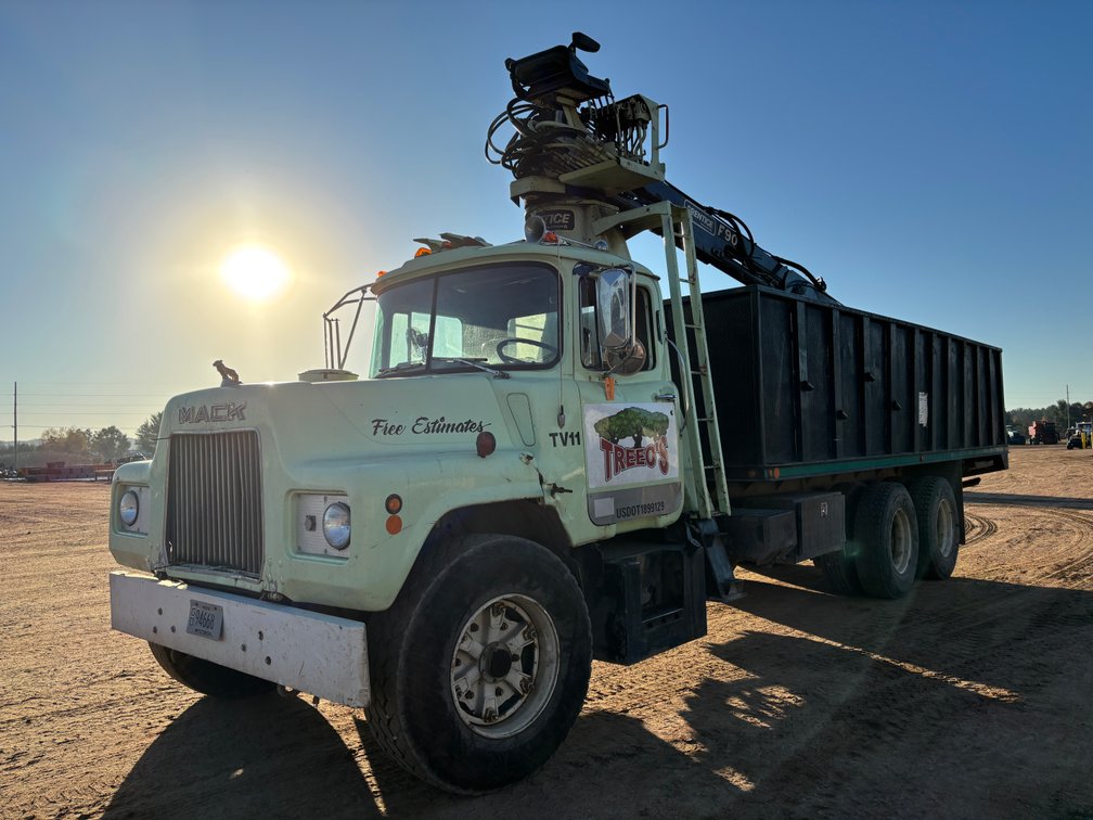 1978 Mack Crane Truck with Prentice F90 Boom (Has WI Title)