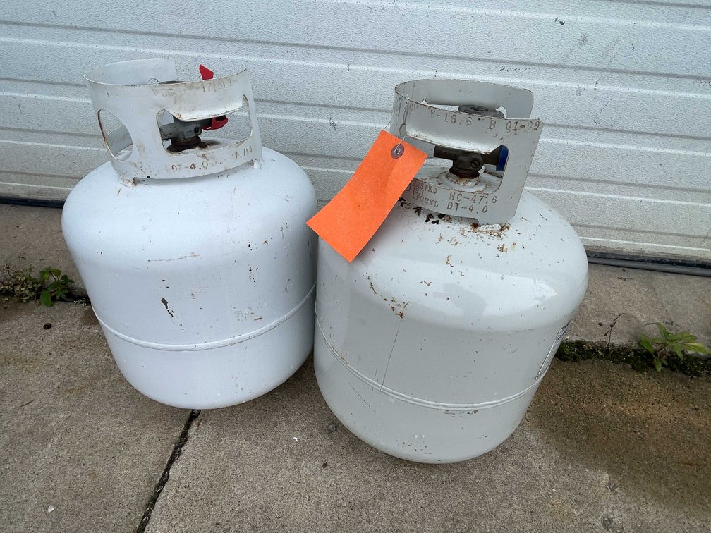 LP Tanks (03)