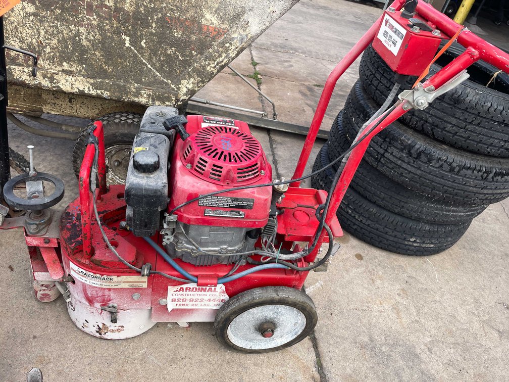 Allen Engineering Razorback Concrete Floor Grinder (03)