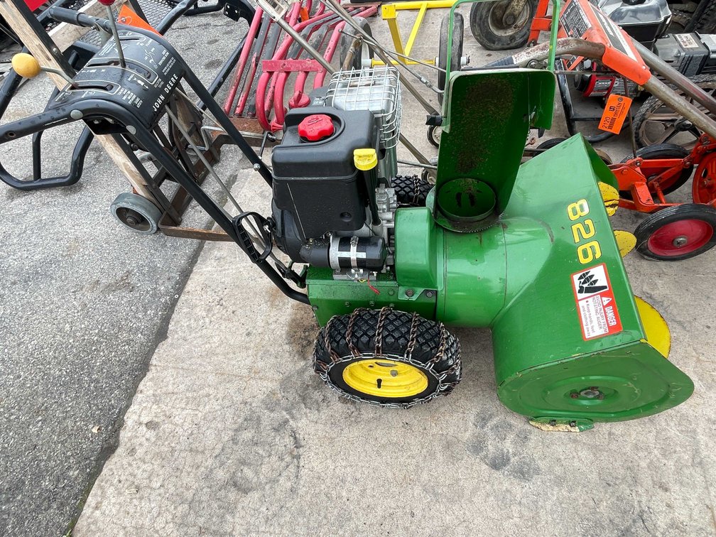 John Deere 826 Snow Blower (03)
