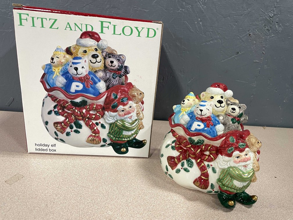 Christmas Cookie Jar (T3)