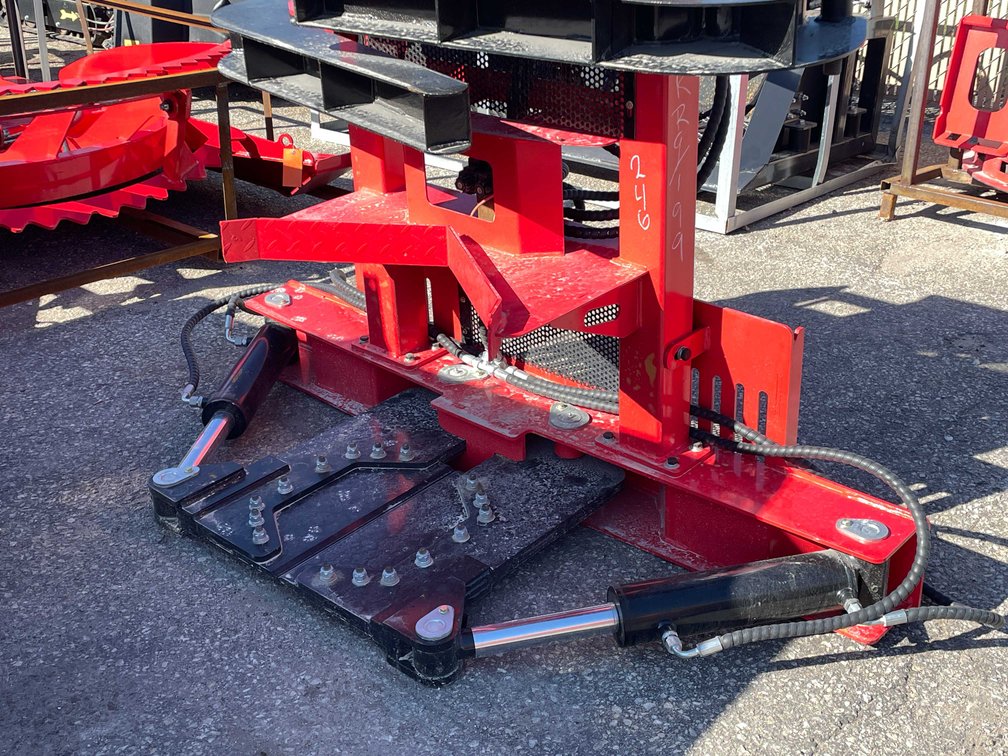 GIYI Skid Steer Tree Shear (012)