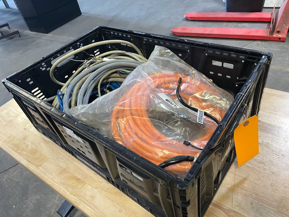 Servo Cords Lot (PR3)