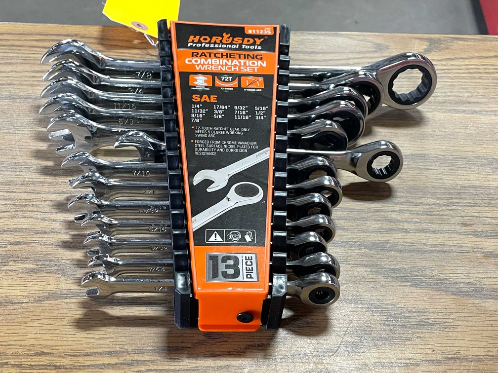 13 Piece SAE Ratcheting Wrench Set (CW)