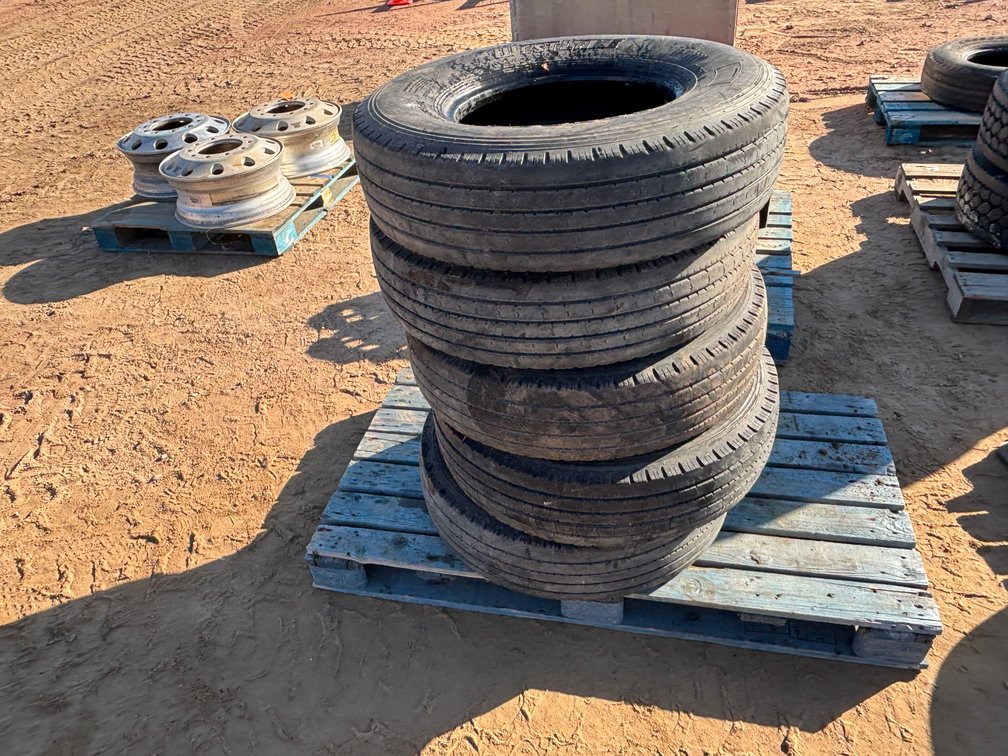 (5) ST235/85R16 Tires