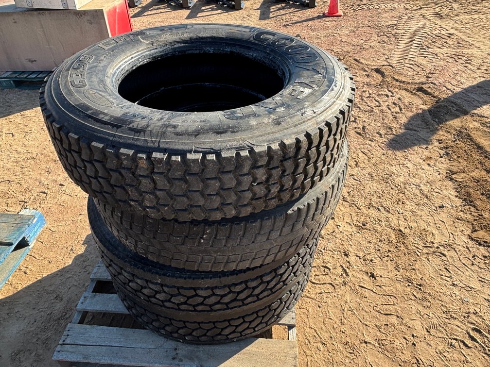 (4) 295/75R22.5 Semi Tractor Tires