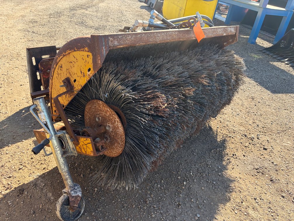 Sweepster Universal Mount Broom
