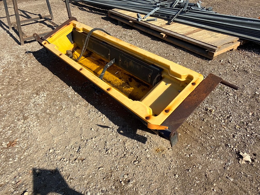 SnowEx SP-2400 Replaceable Tailgate Spreader