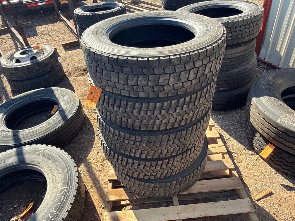 (5) Commercial Truck Tires