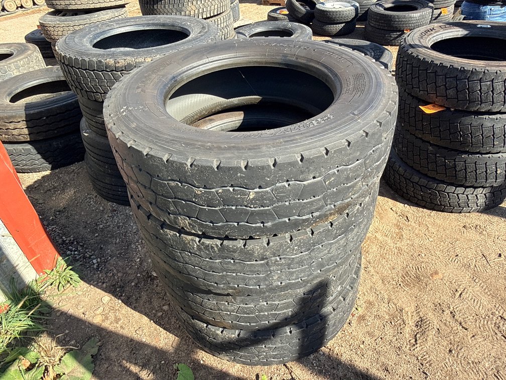 (4) Yokohama Super Steel MY507 Commercial Truck Tires