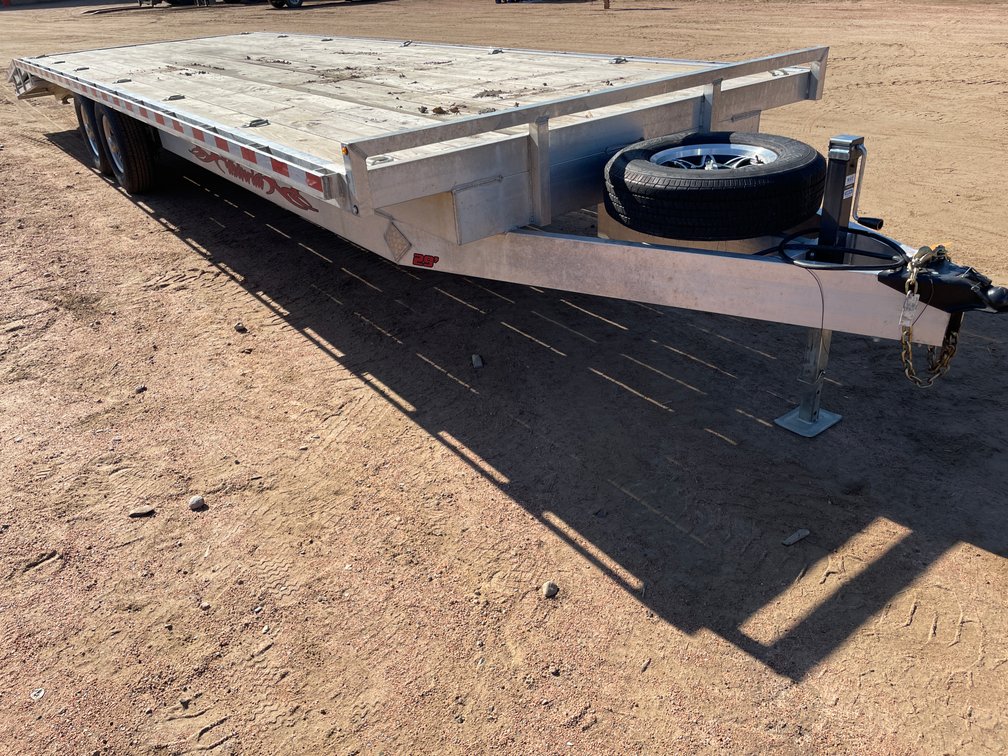 2025 Wolverine 29' Aluminum Deckover Equipment Trailer (Has WI Title)