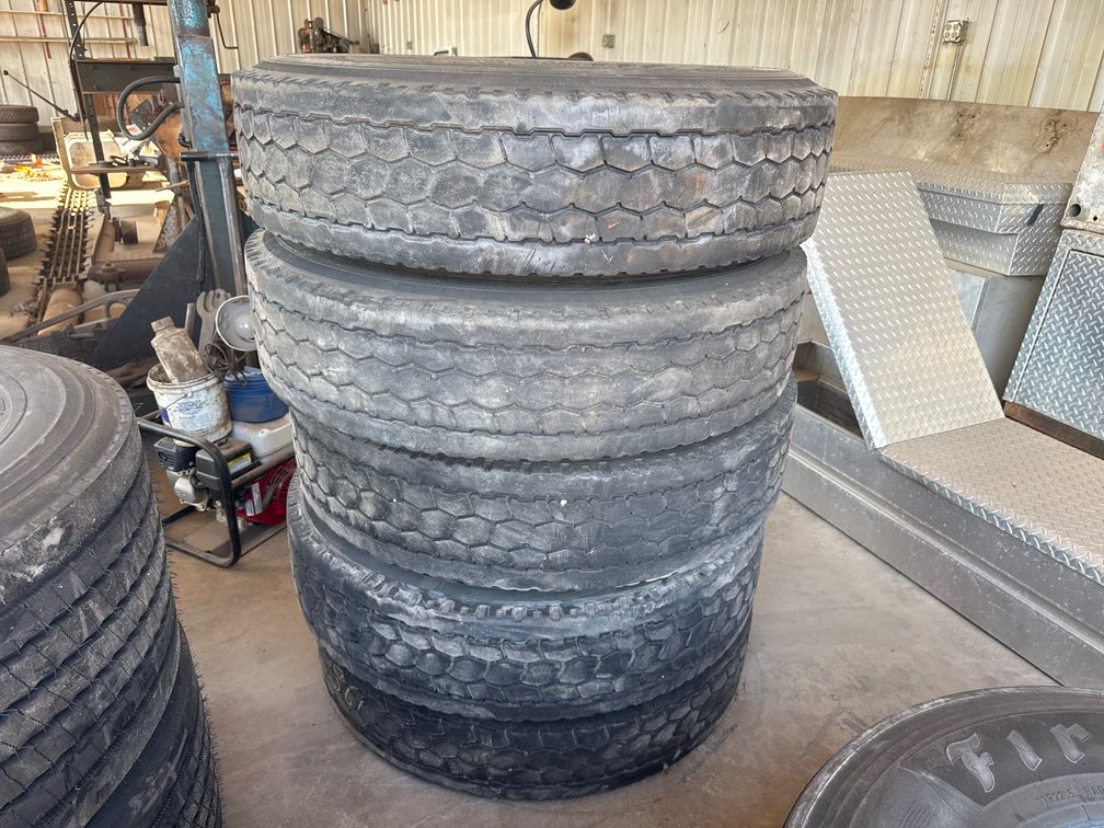 (5) GT Radial 11R22.5 Commercial Truck Tires