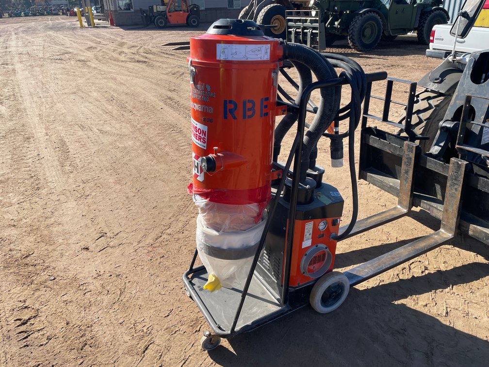 Husqvarna S36 Dust Extractor Vacuum
