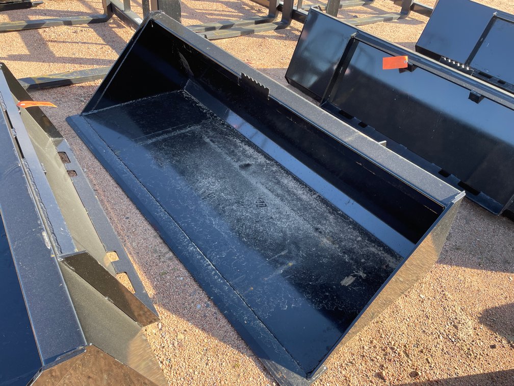 Universal Mount 72" Bucket