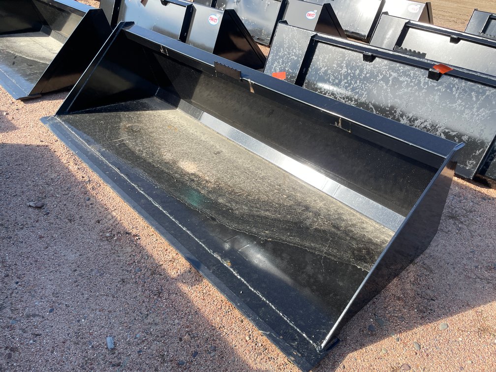 Universal Mount 78" Bucket