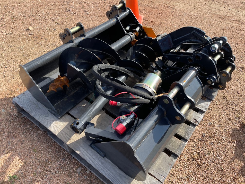 LandHonor Mini Excavator Attachment Set