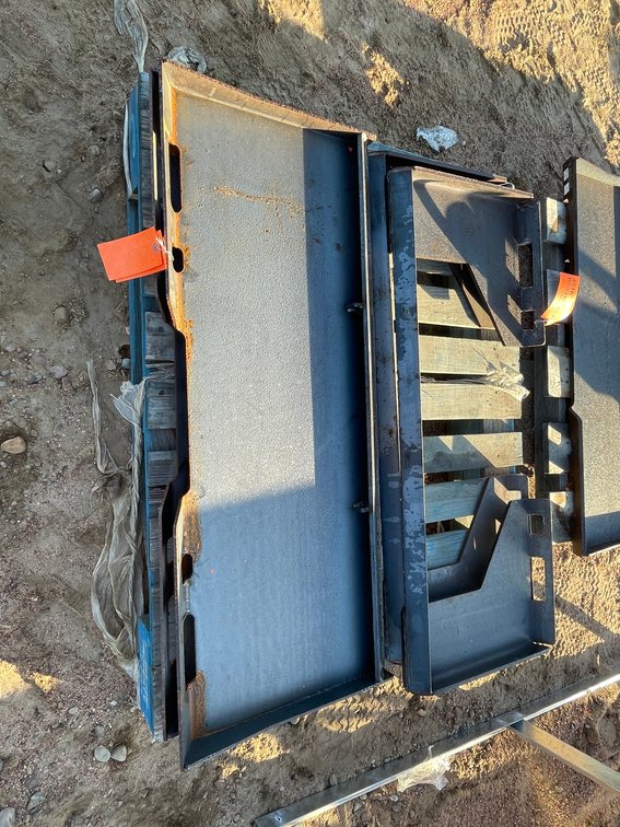 2026 Wolverine 1/4" Thick Universal Mounting Plate