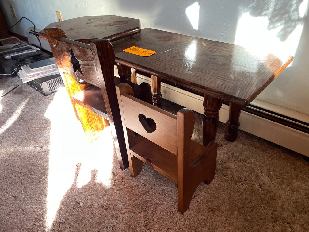 Toddler Chairs and Tables