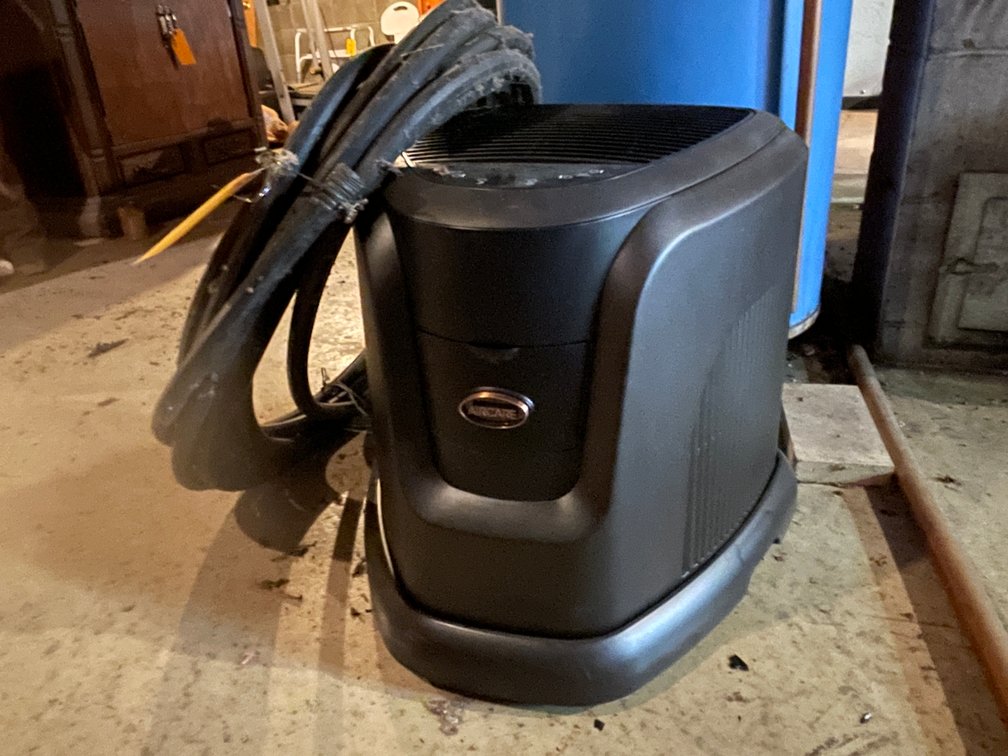 AirCare Humidifier and Hose