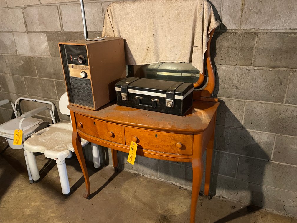 Wooden Desk with Mirror