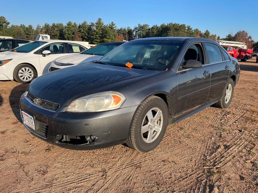 2011 Chevrolet Impala LT (Has WI Title)