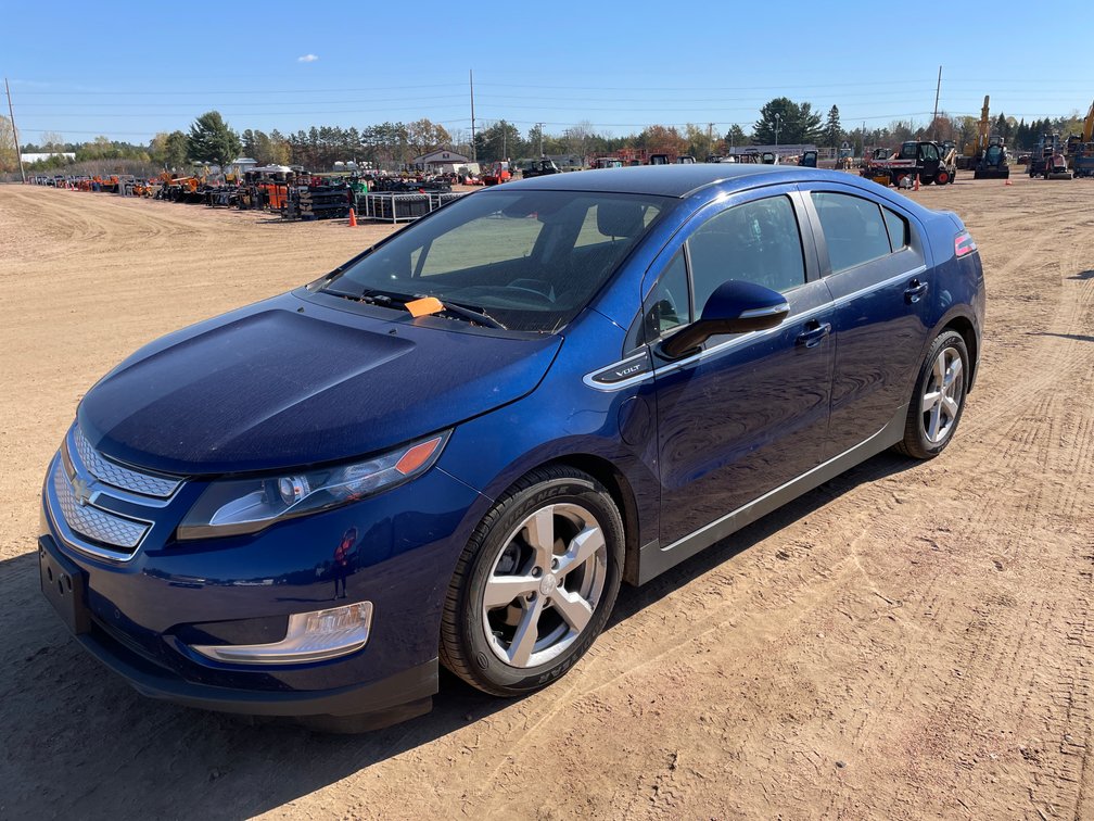 2012 Chevy Volt Hatchback (Has WI Title)