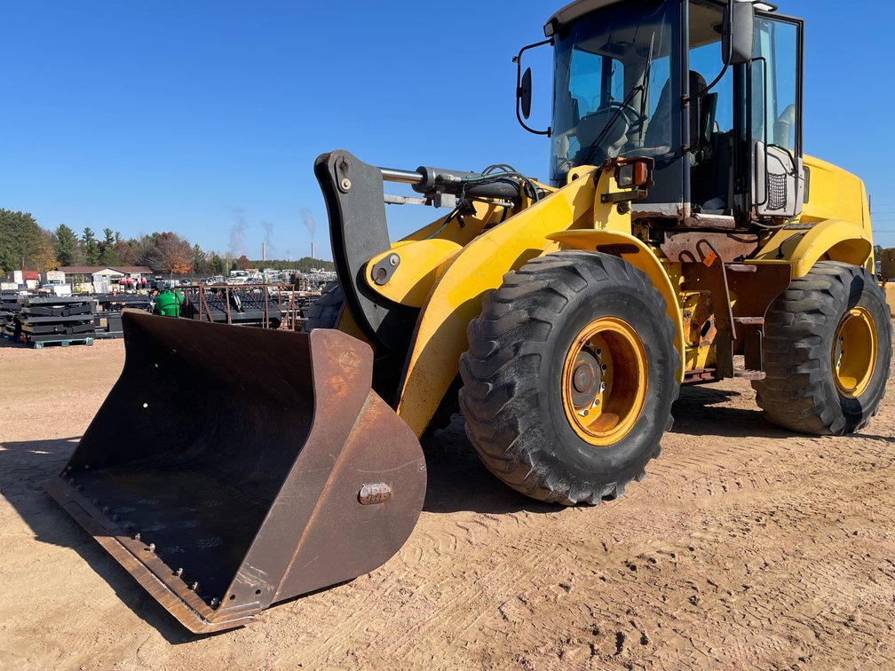 2007 New Holland W130ZA Wheel Loader