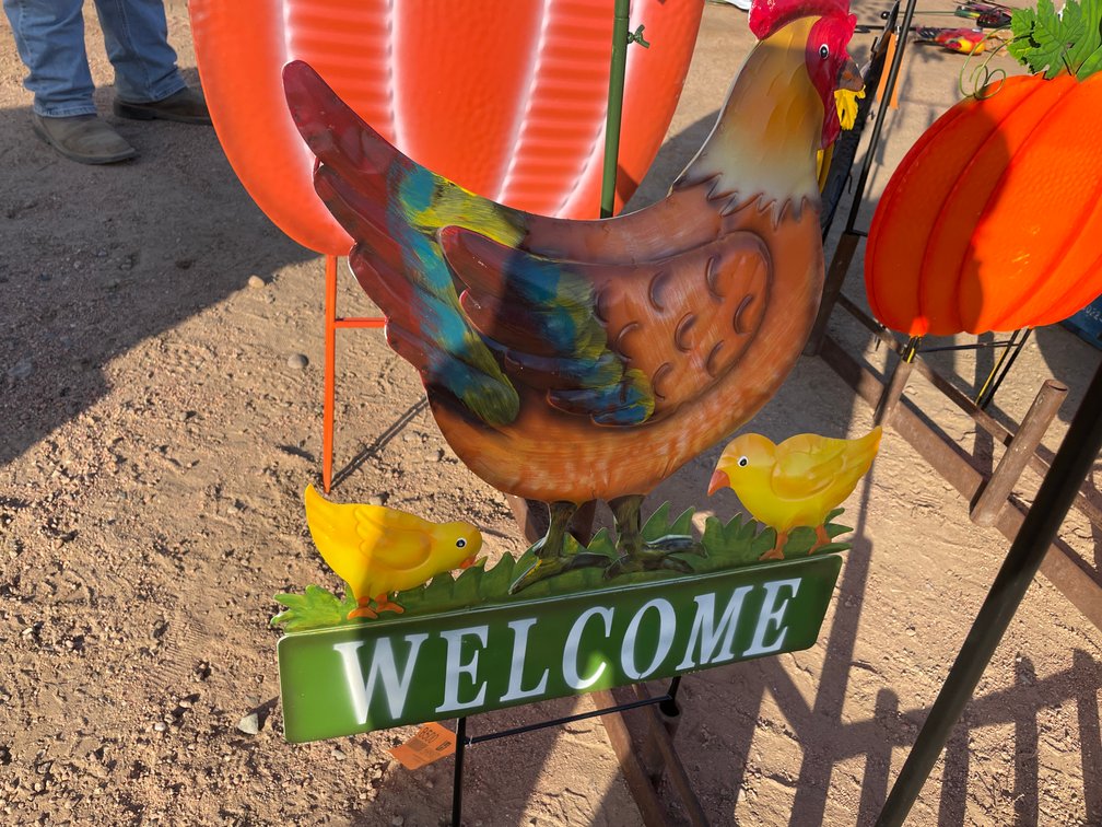 Hen w/ Chicks Metal Yard Stake