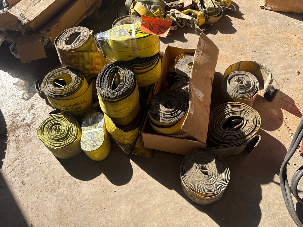 Cargo Tie Down Straps with Flat Hooks and Ratchets