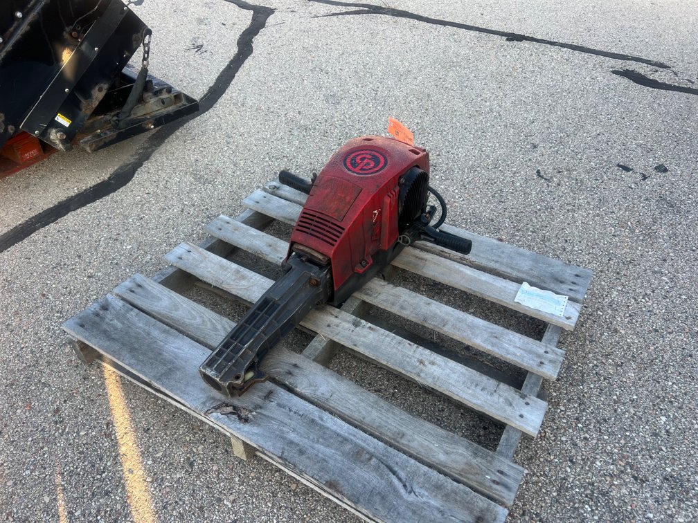 2016 Chicago 30 Lb. Pneumatic Breaker