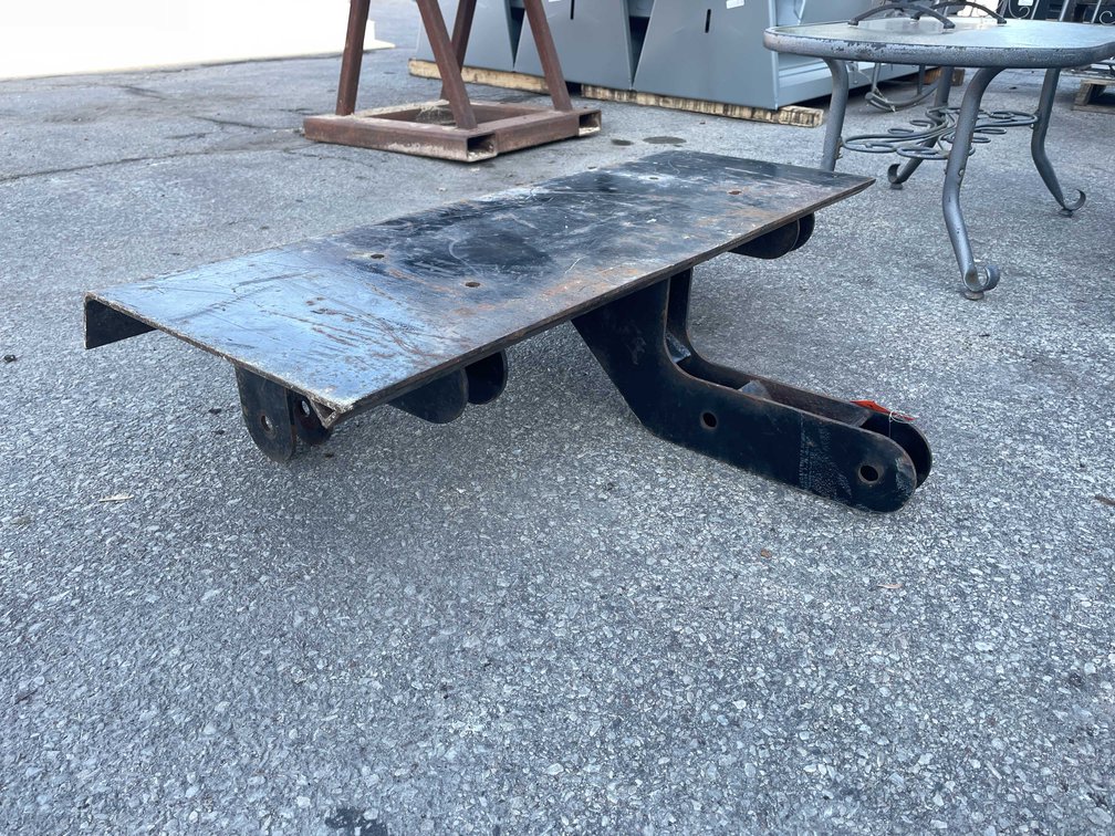3 Point to Skid Steer Adapter (03)