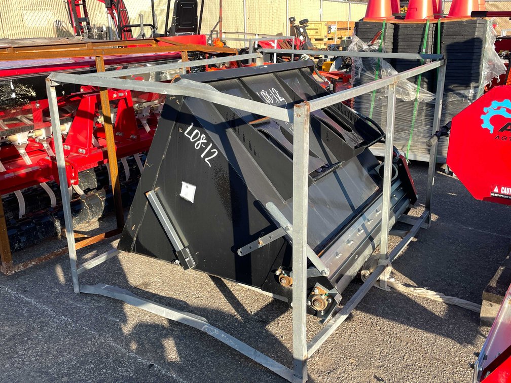 Landy Skid Steer Salt Spreader (010)