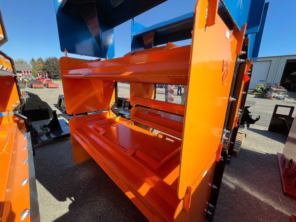 72" QT Pusher with Steel Blade v2023 (07)